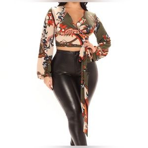 Tie Waist Crop Top - Color Olive